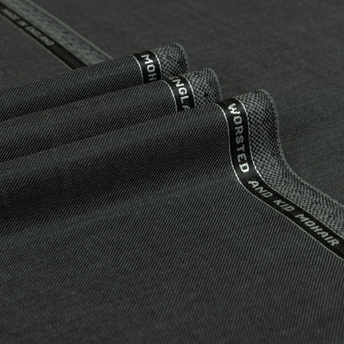 Capetown Two Tone Twill 340g Kid Mohair Suiting Fabric