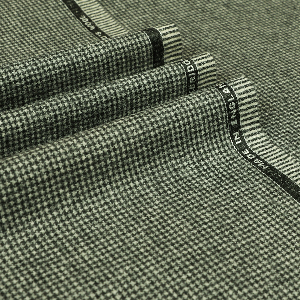 Oxbridge Flannel - Houndstooth 100% Super 120's Wool