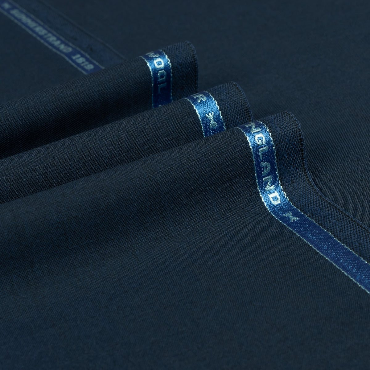 Summerstrand - Plain Super 100's Wool Mohair