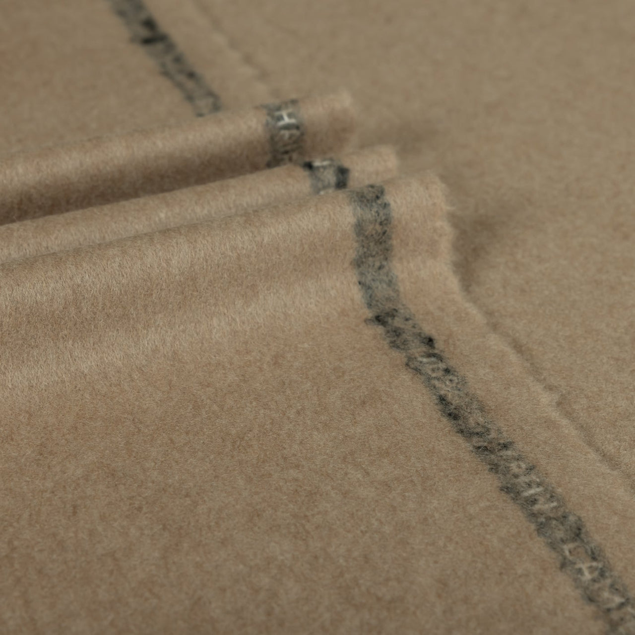 Snowdonia - Plain Camel Hair Coating