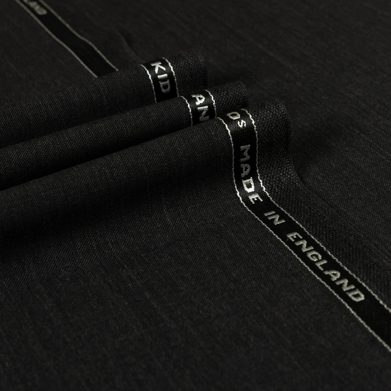 British Mohair - Plain Kid Mohair Super 100's Wool