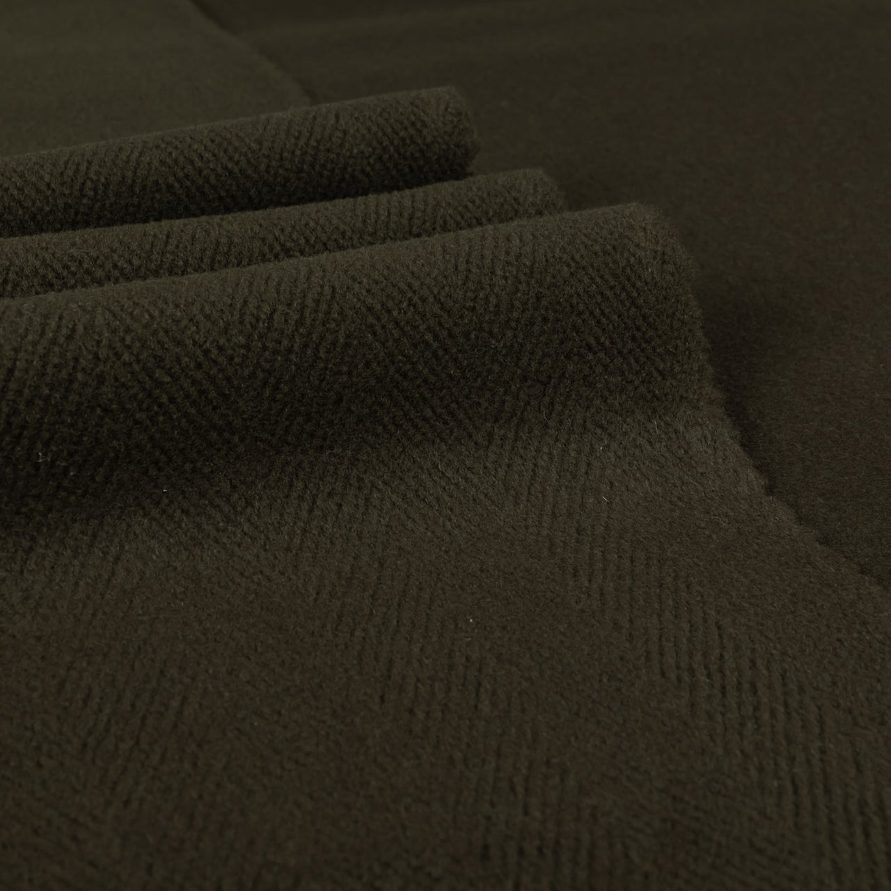 Snowdonia - Herringbone Lambswool Coating