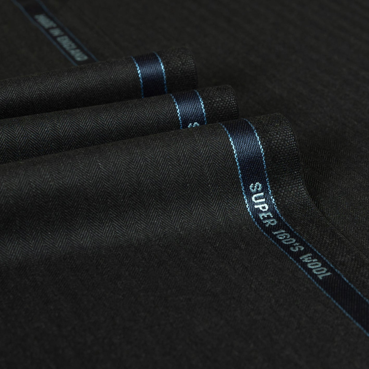 Signature - Herringbone Super 160's Wool