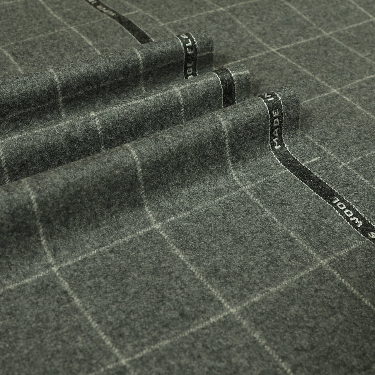 Oxbridge Flannel - Windowpane Check Super 120's Wool Flannel