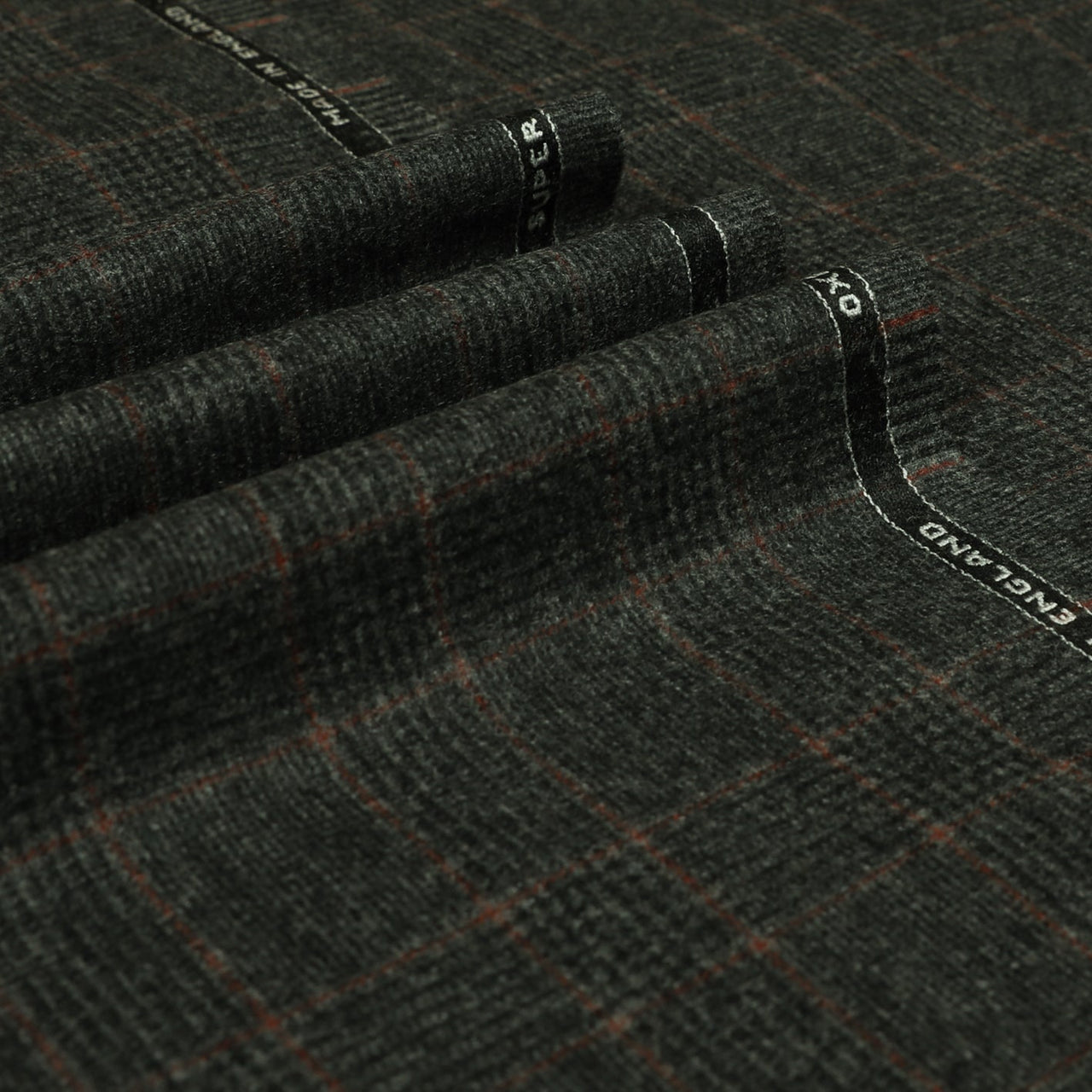 Oxbridge Flannel - Glen with Guarded Check Super 120's Wool Flannel