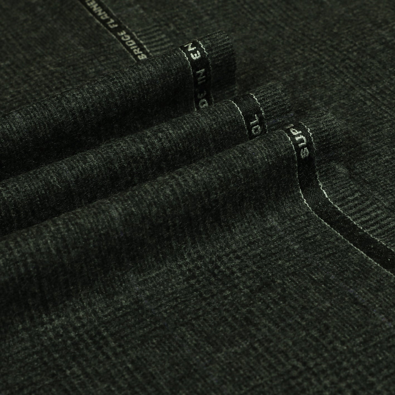 Oxbridge Flannel - Glen Check Super 120's Wool Flannel