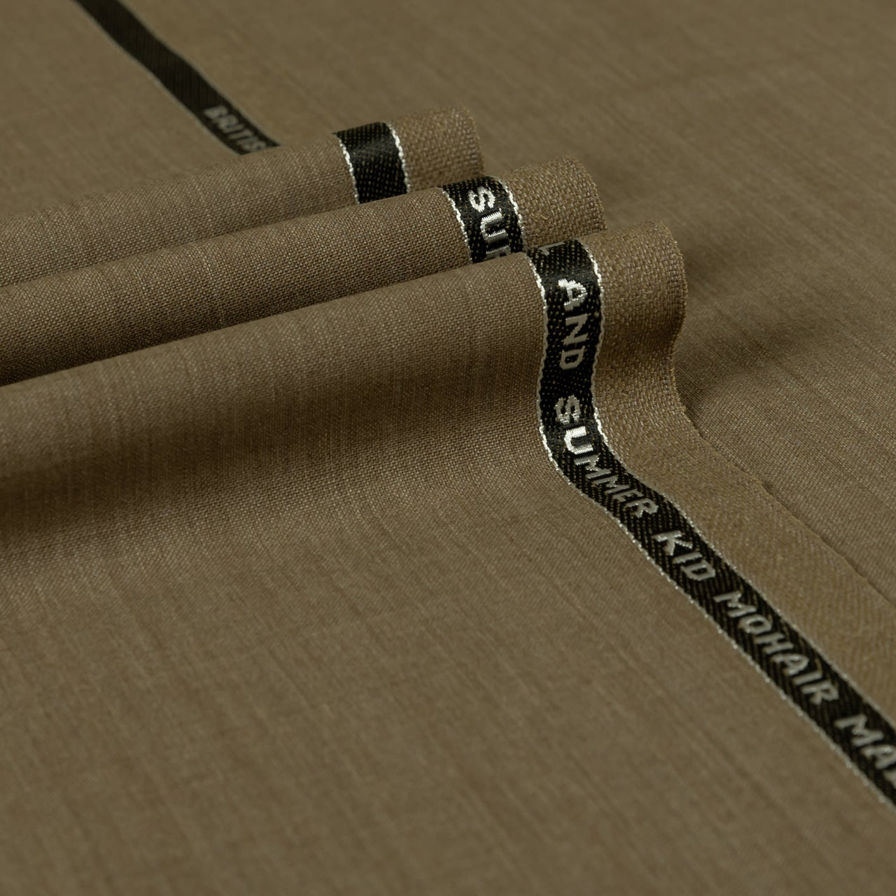 British Mohair - Plain Summer Kid Mohair Super 120's Wool