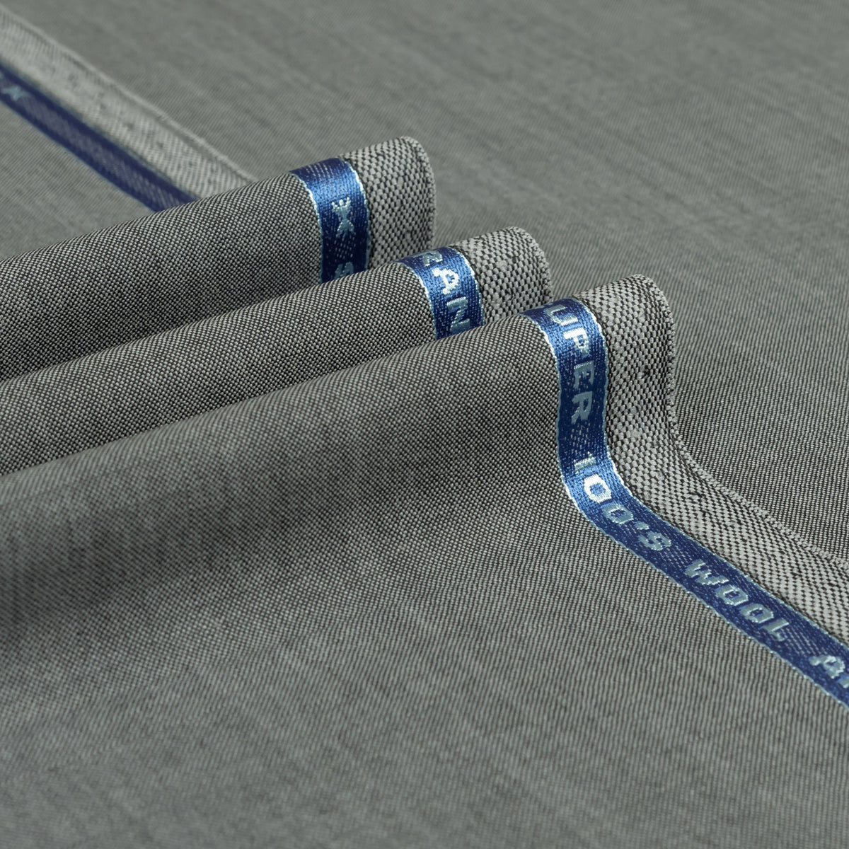 Summerstrand - Plain Super 100's Wool Mohair