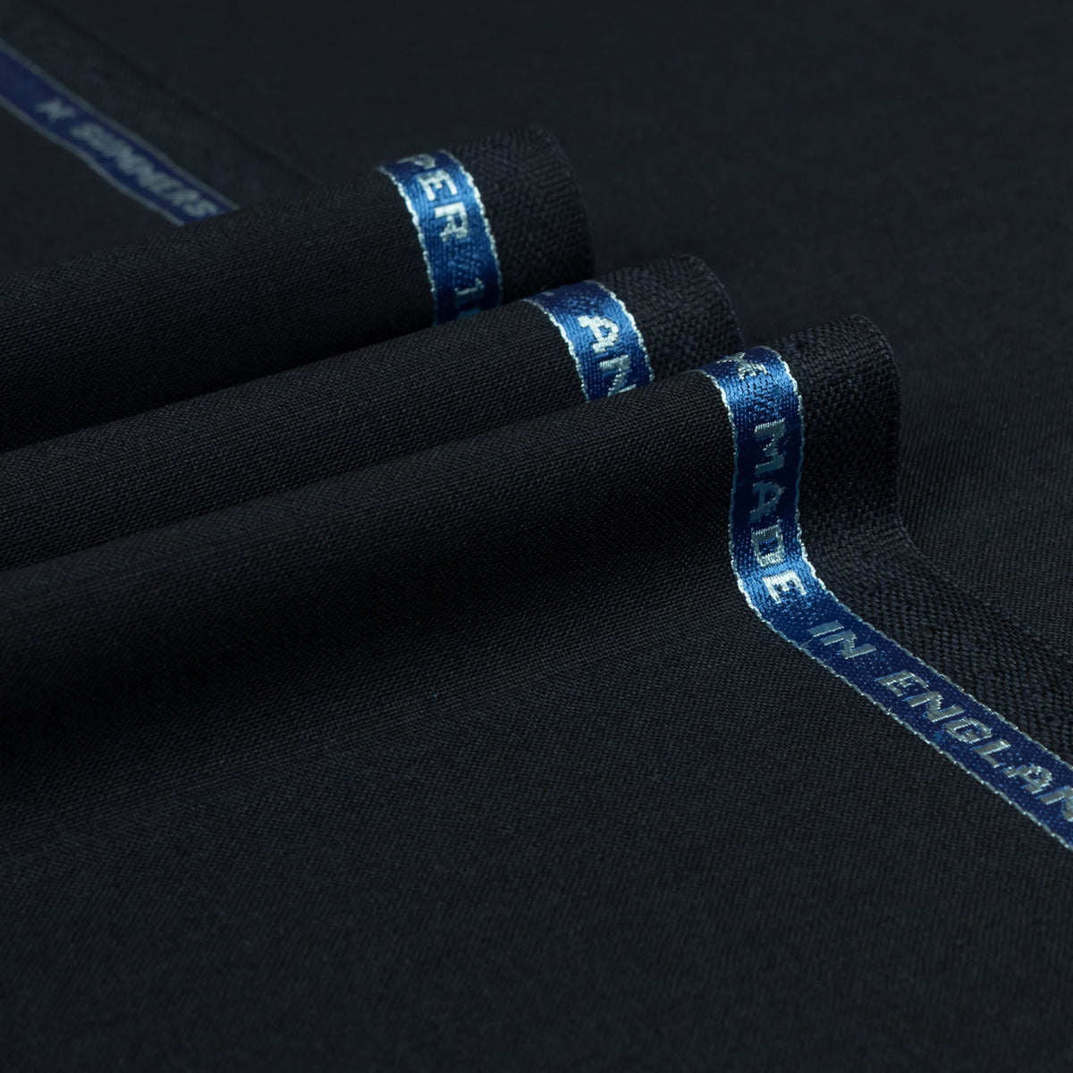 Summerstrand - Plain Super 100's Wool Mohair