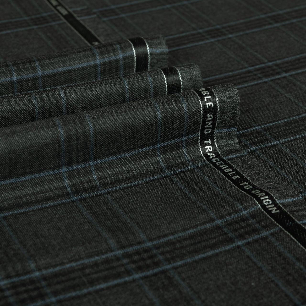 Toledo - Hopsack Plaid Escorial