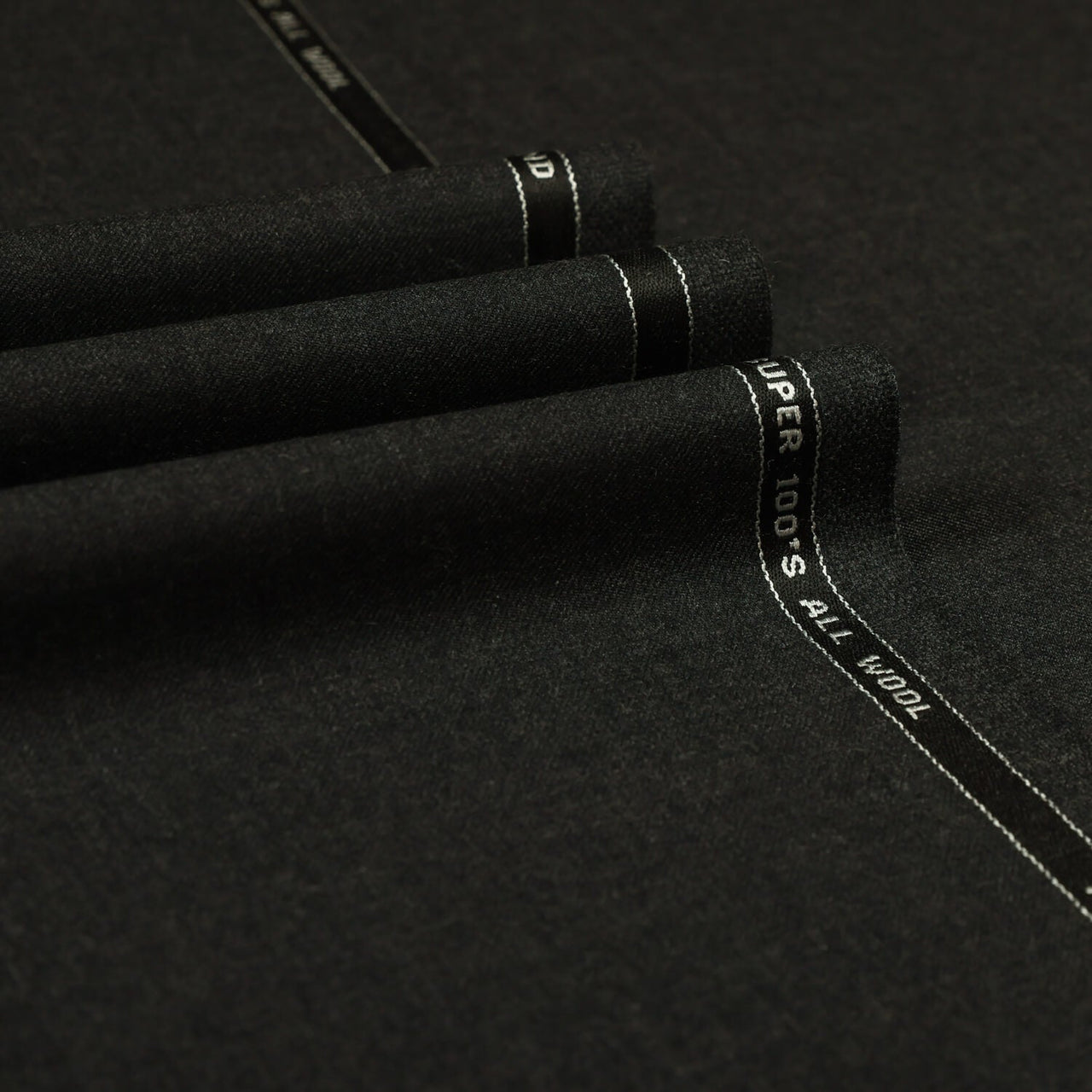 British Classic - Plain Super 100's Wool