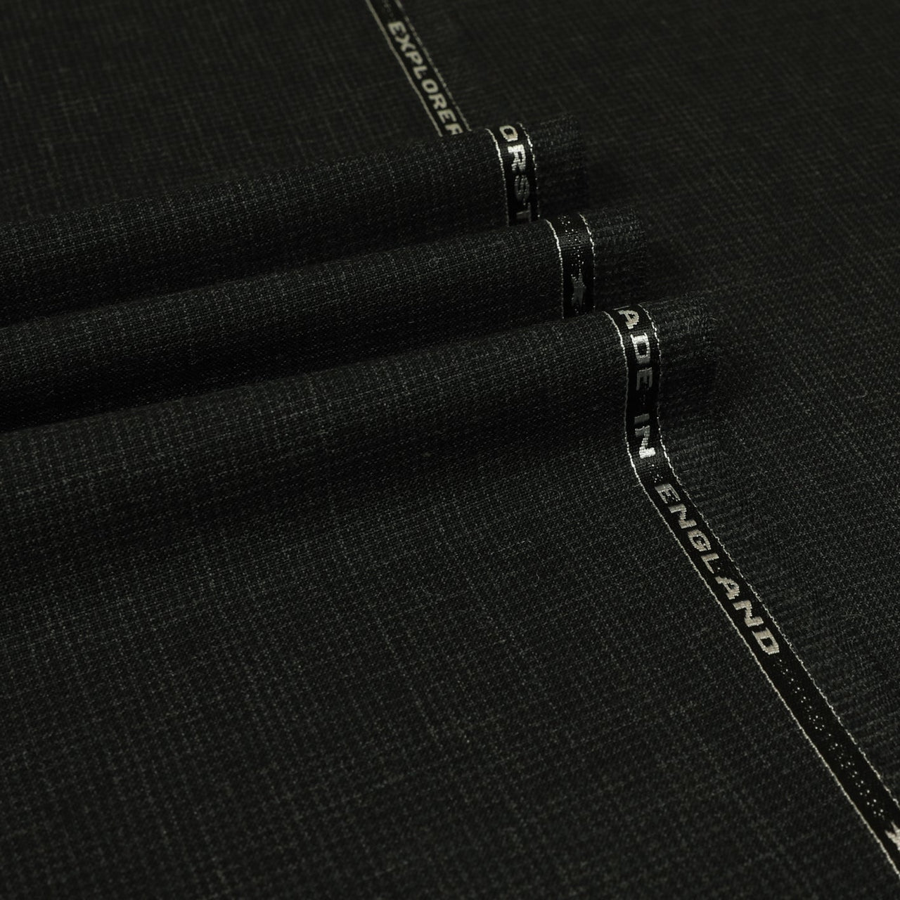 Explorer - Houndstooth 100% High Twist Wool