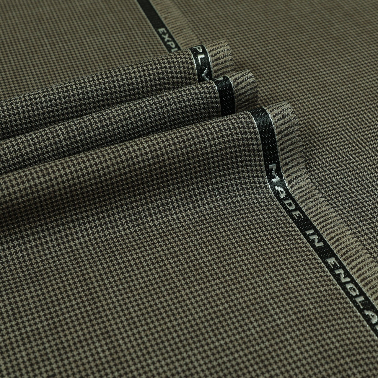 Explorer - Houndstooth 100% High Twist Wool