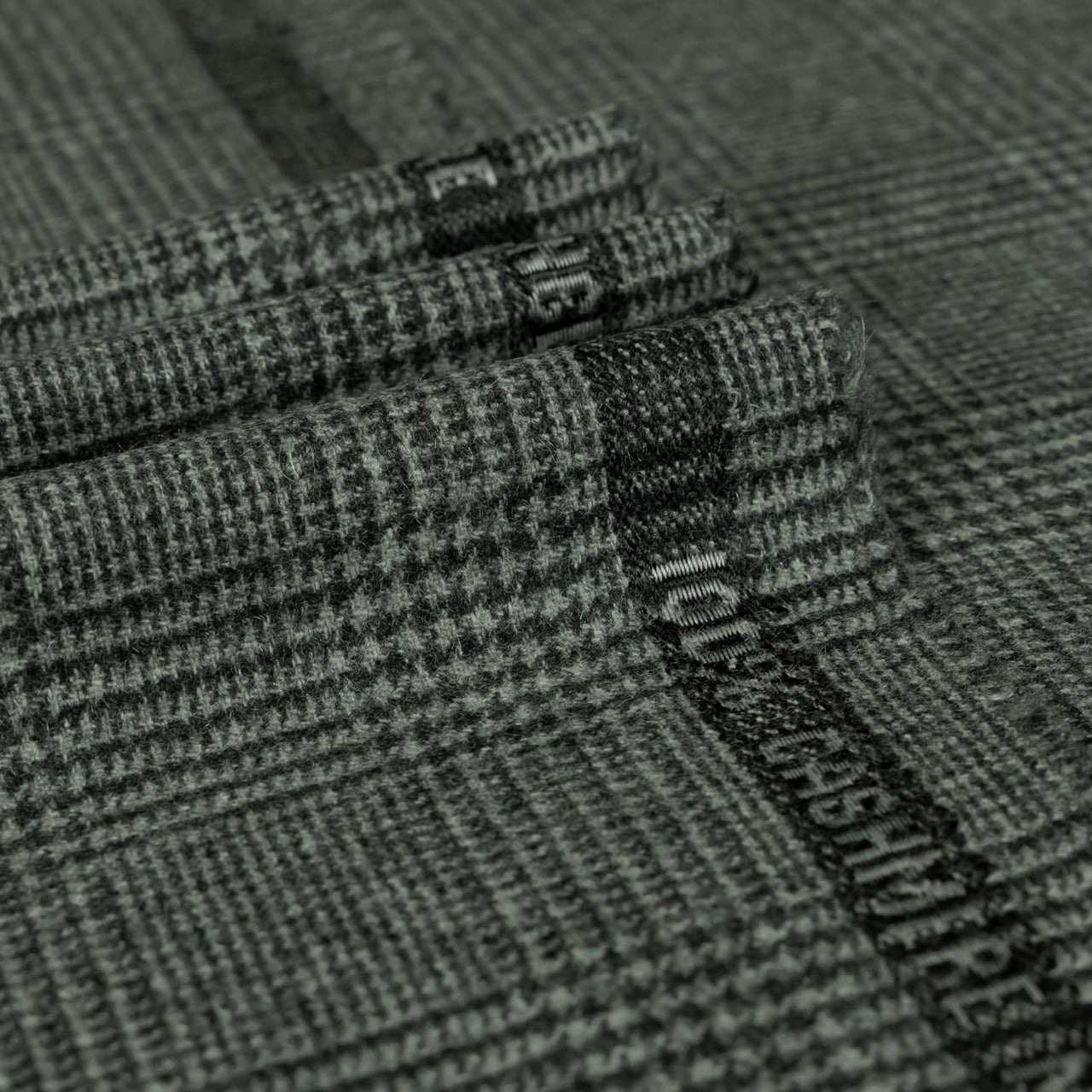 Pepper Lee - Luxury suiting fabric