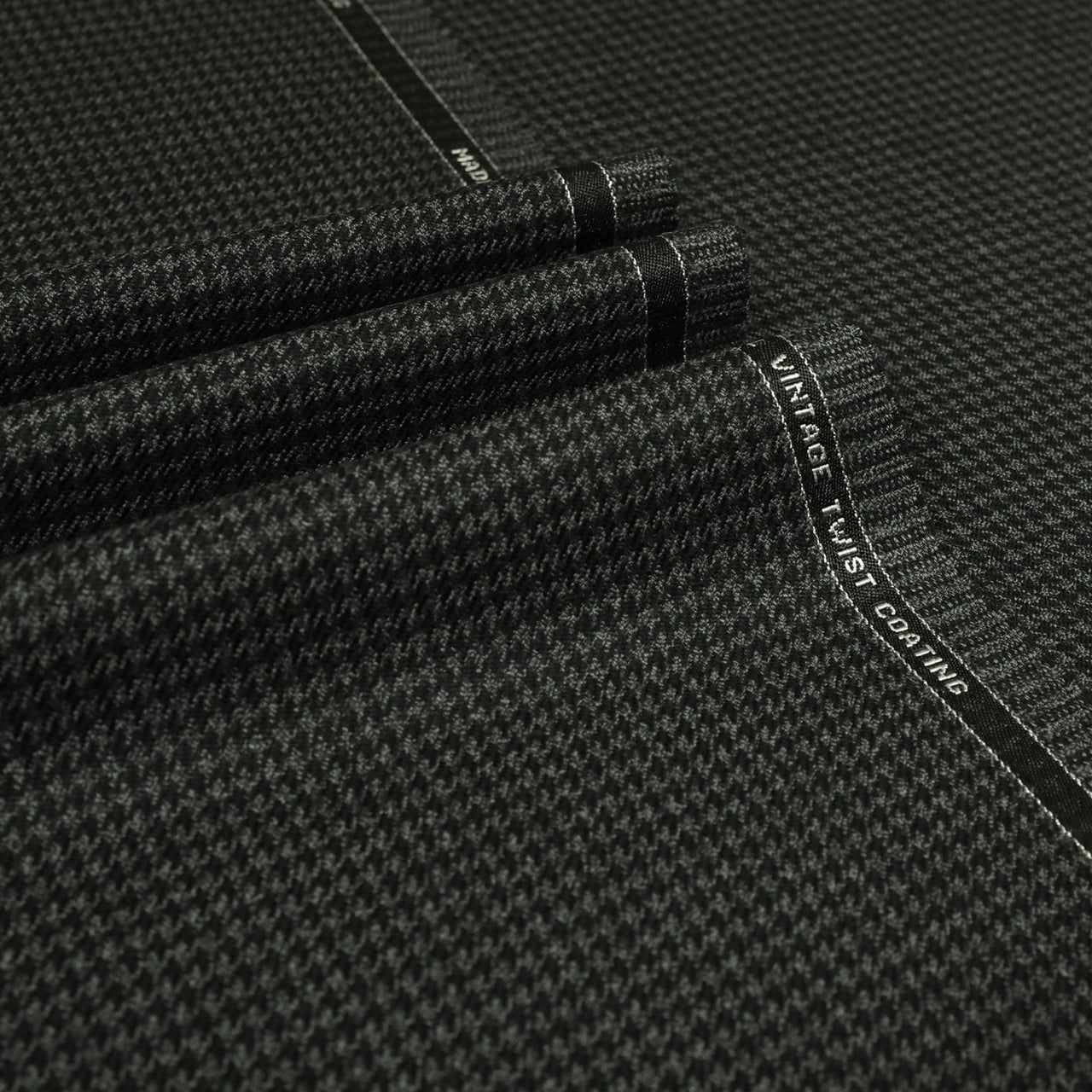 Snowdonia - Puppytooth Wool Coating