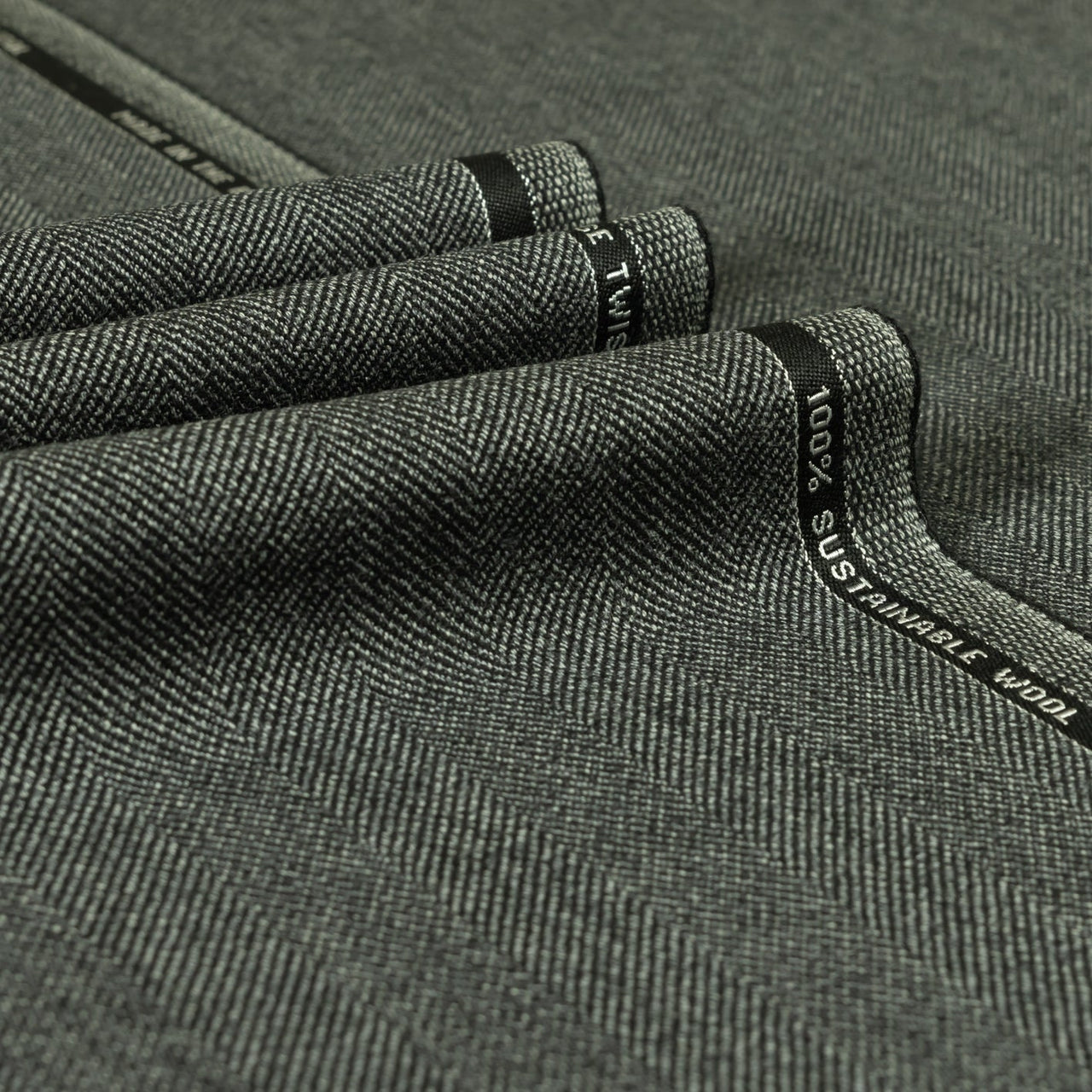 Heritage Twist - Herringbone 100% Merino Wool Heavy Suiting