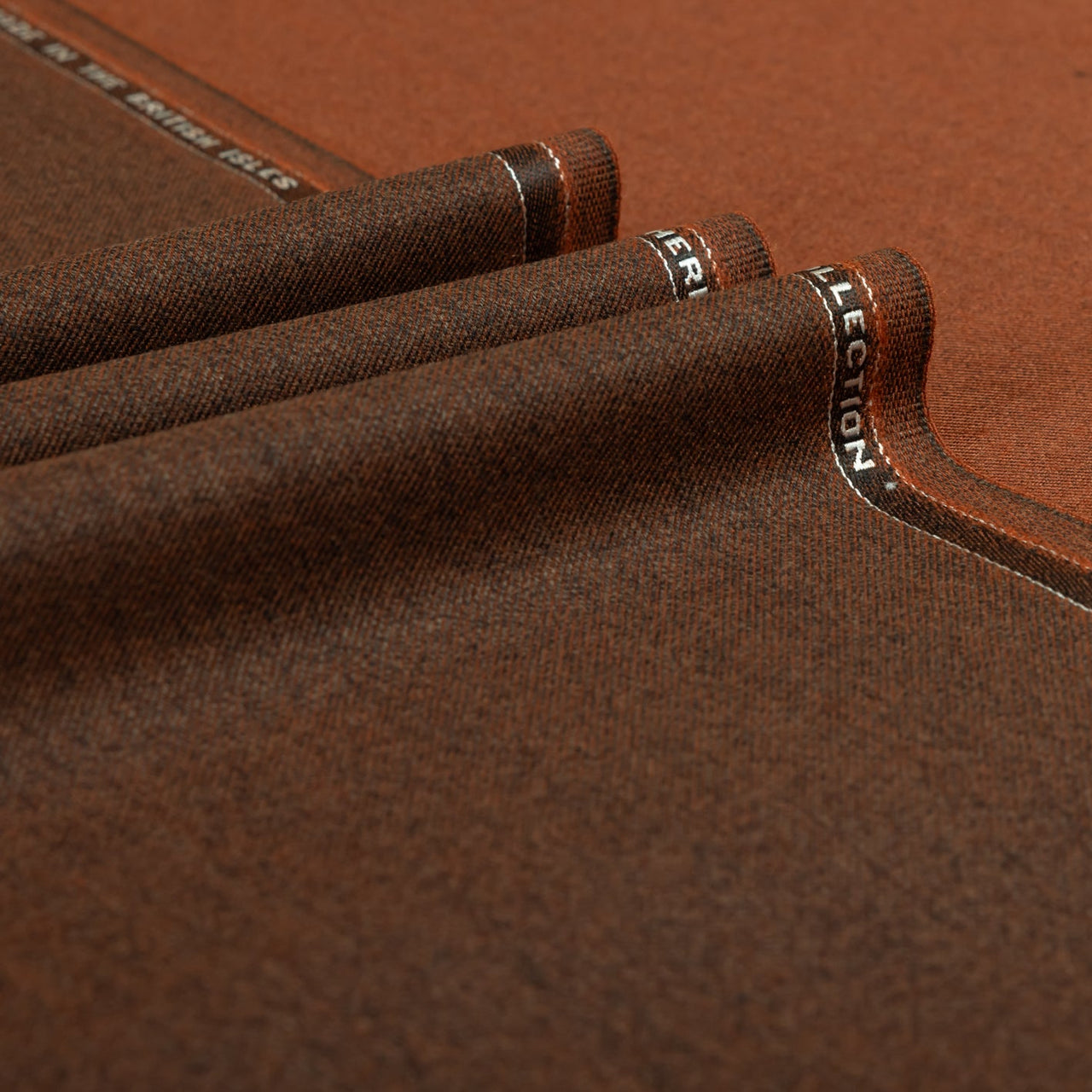 Heritage Twist - Sun Cloth 100% Merino Wool Mid Weight Suiting