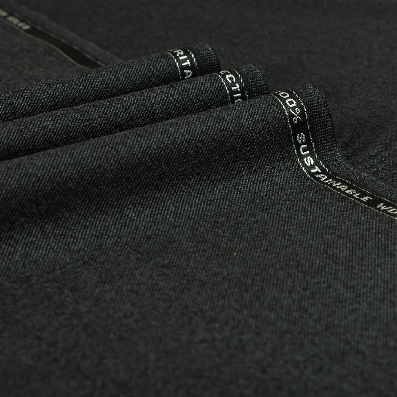 Heritage Twist - Sun Cloth 100% Merino Wool Mid Weight Suiting