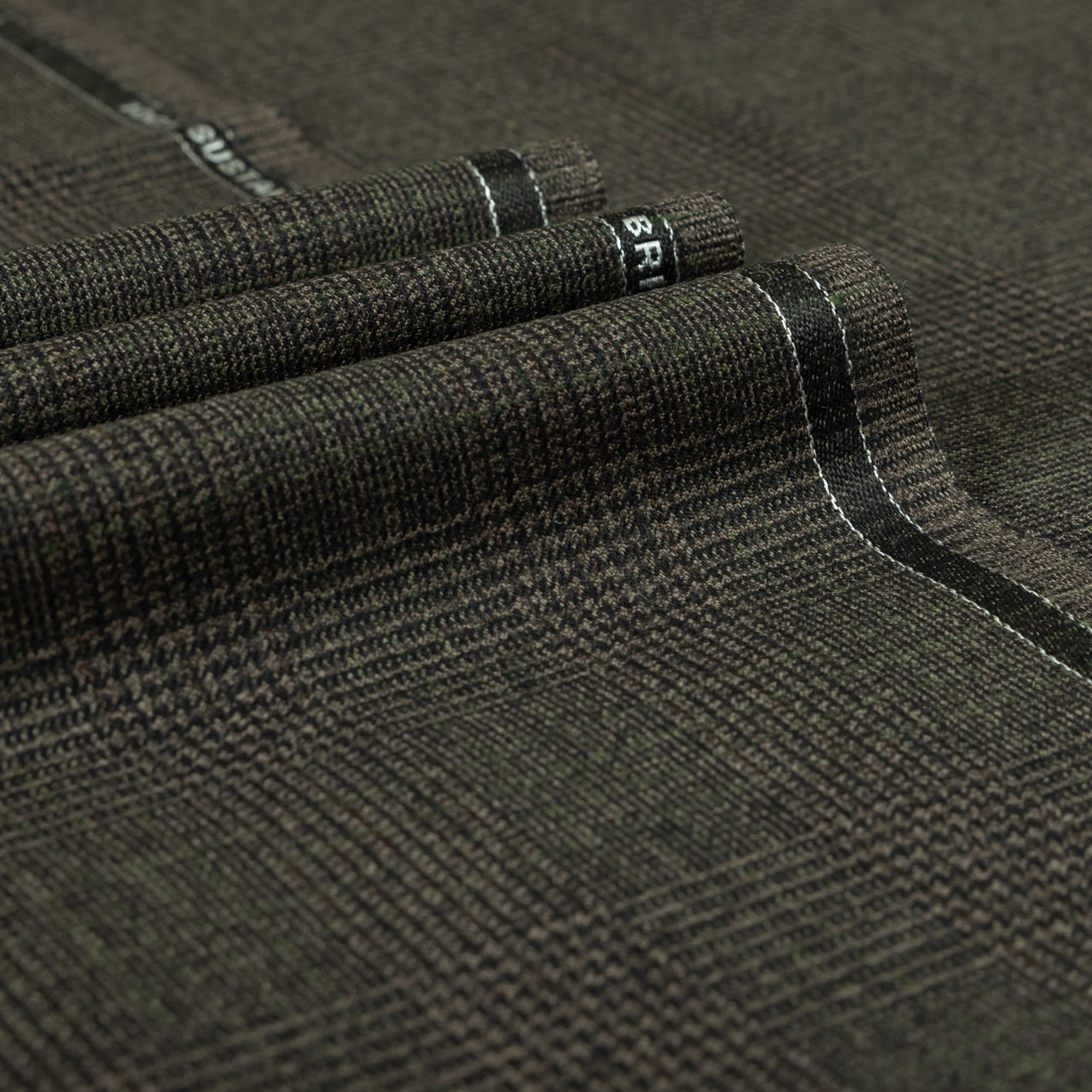 Heritage Twist - Glen Check 100% Merino Wool Mid Weight Suiting