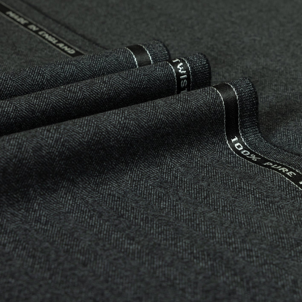 Heritage Twist - Herringbone 100% Merino Wool Mid Weight Suiting