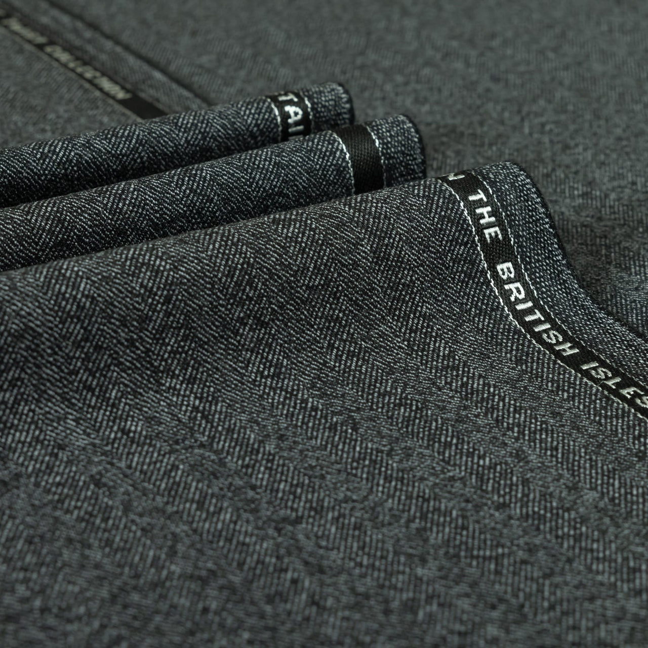 Heritage Twist - Herringbone 100% Merino Wool Mid Weight Suiting