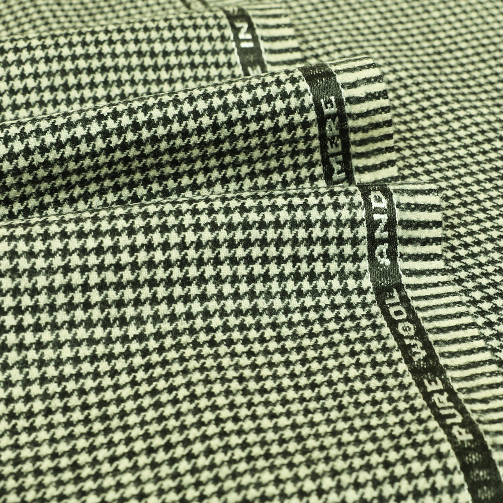 19039 Black and White Houndstooth