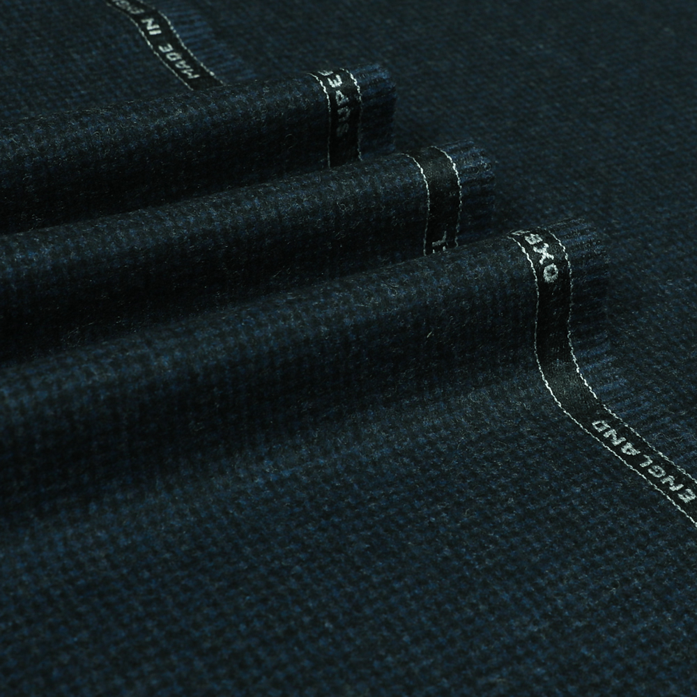 22033 Navy Blue Houndstooth Flannel
